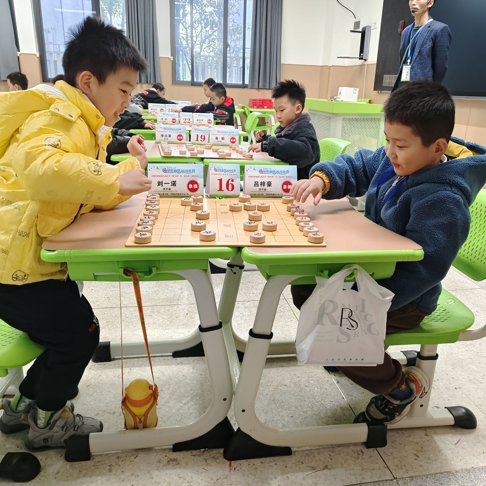 快播：全国象棋校际联赛在汉开赛