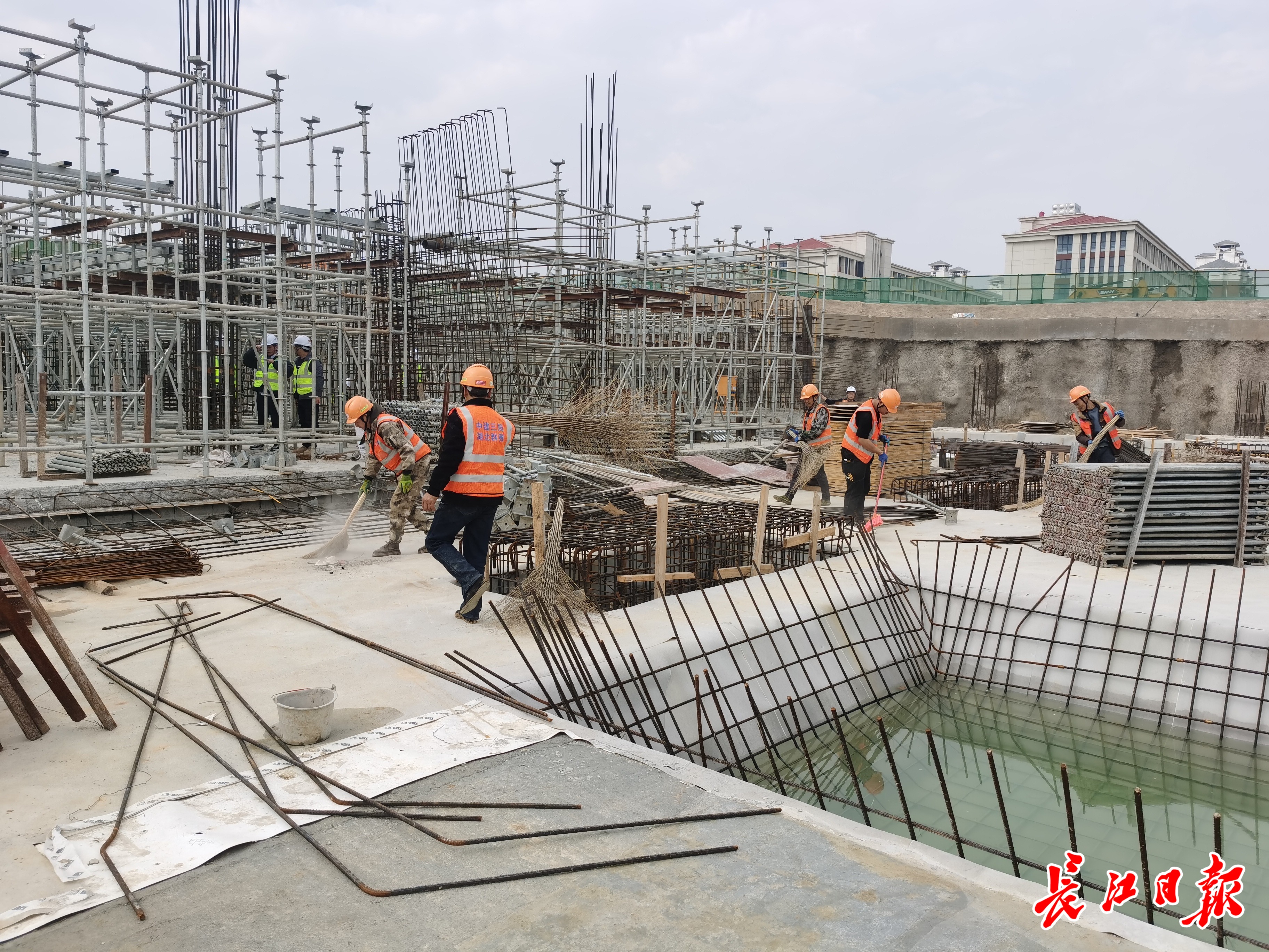 全球速讯：全力以赴拼进度，长江新区重点项目火热投入建设