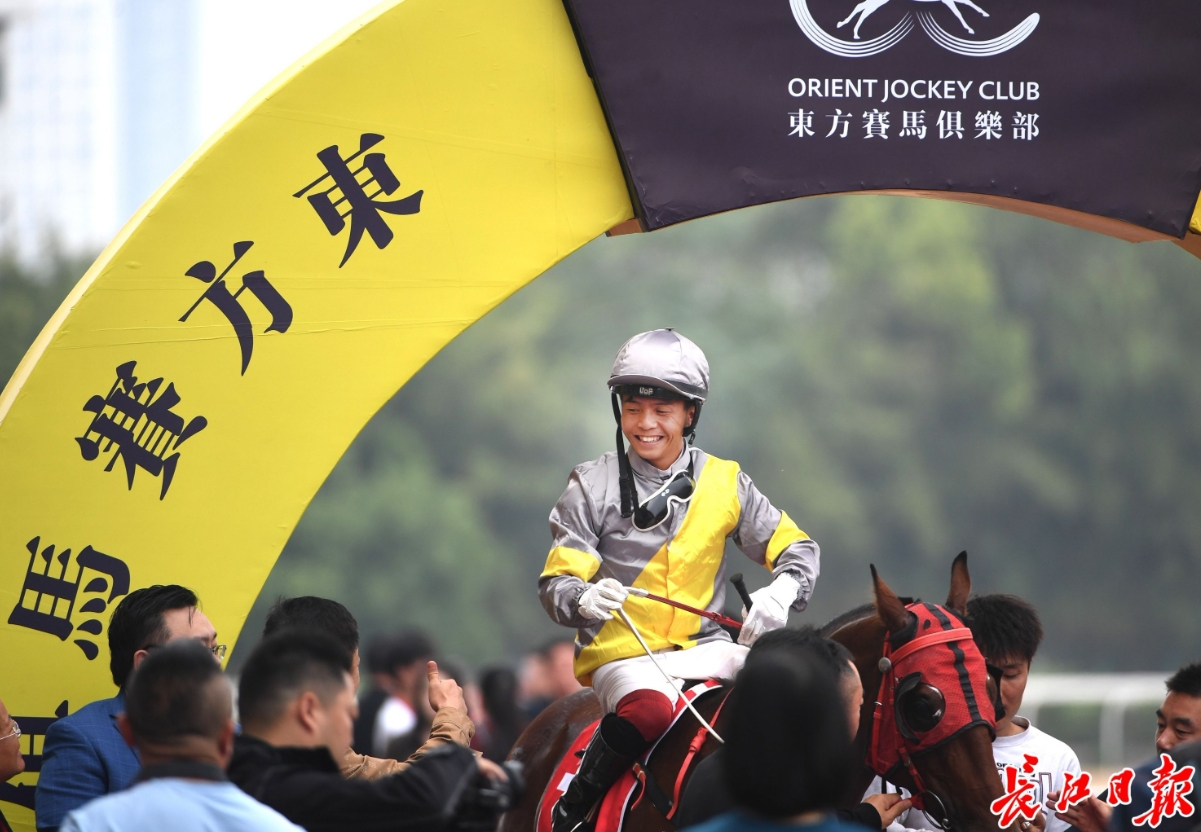 2024全国速度赛马锦标赛在汉落幕