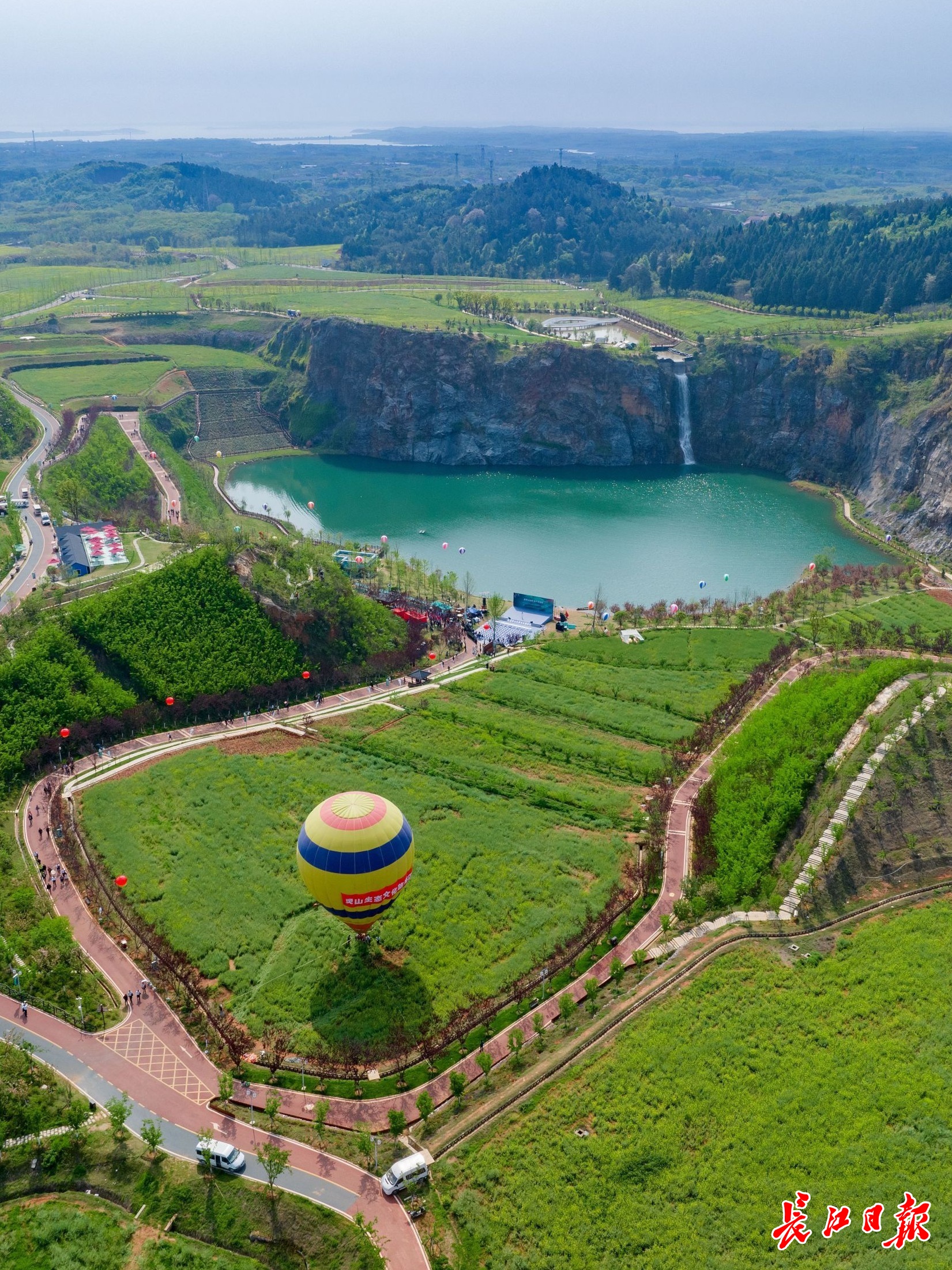 望山见水寄乡愁