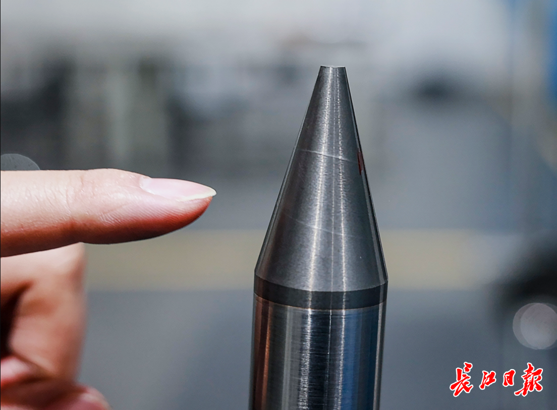 大年初八，60万美元武汉“金刚钻”发往迪拜