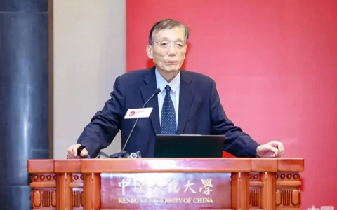 刘世锦先生建议推出十万亿刺激经济政策 专家解读:机遇与挑战并存