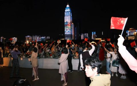 精彩不停歇，“知音号”“花式”迎国庆